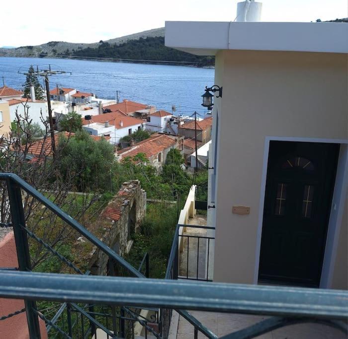 Cosy Seaside House At Chios Apartment Lagkada
